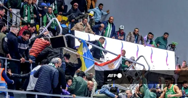 27 injured in Cairo stadium collapse