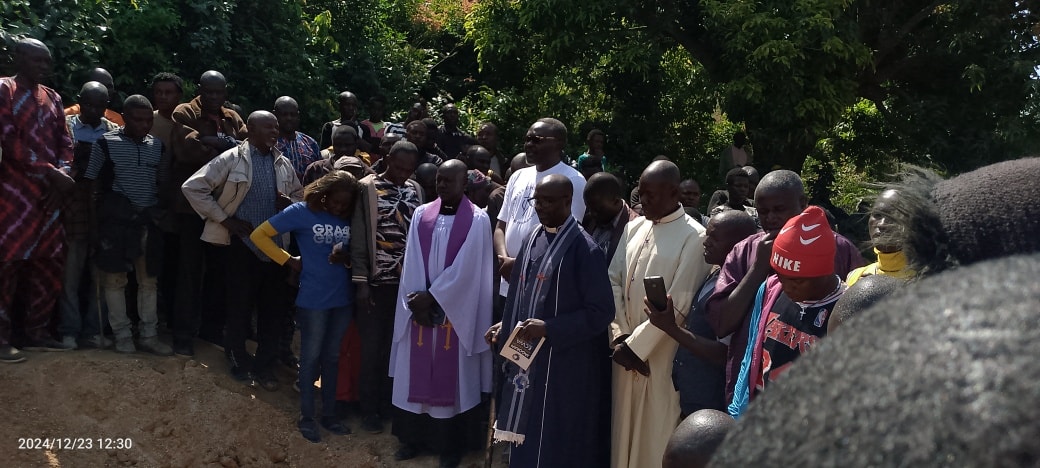 Troops arrest 20 over the k!lling one of one-year-old baby, pregnant woman and 13 others in Plateau community