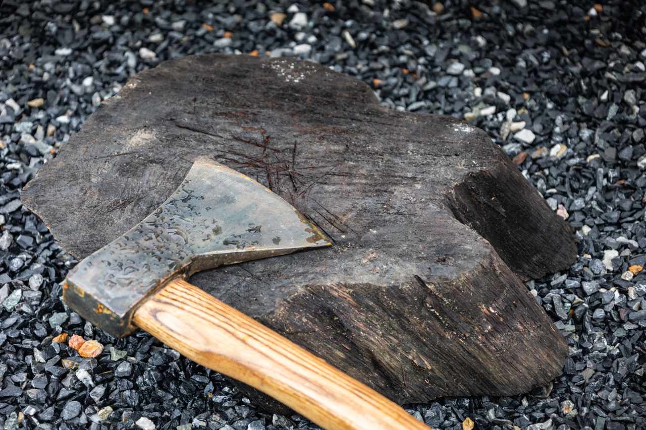 axe